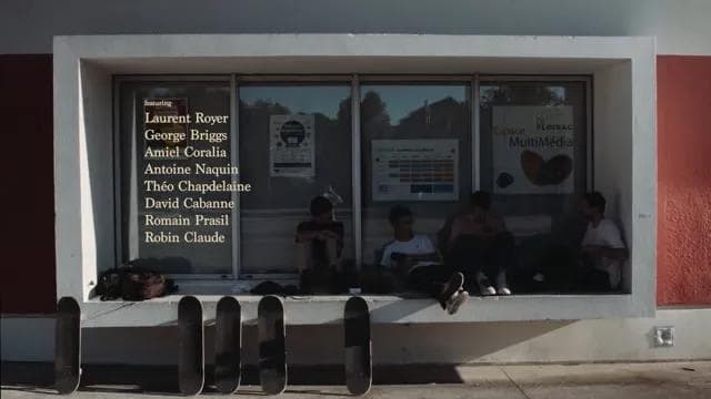 Thumbnail of the skateboard video "L'autre rive" for the brand Hextra Skateboarding